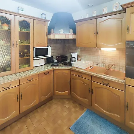 Casa vacanze 2 Bedroom Awesome In Marseillan (Herault)