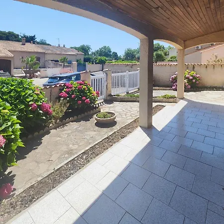 Casa vacanze 2 Bedroom Awesome In *